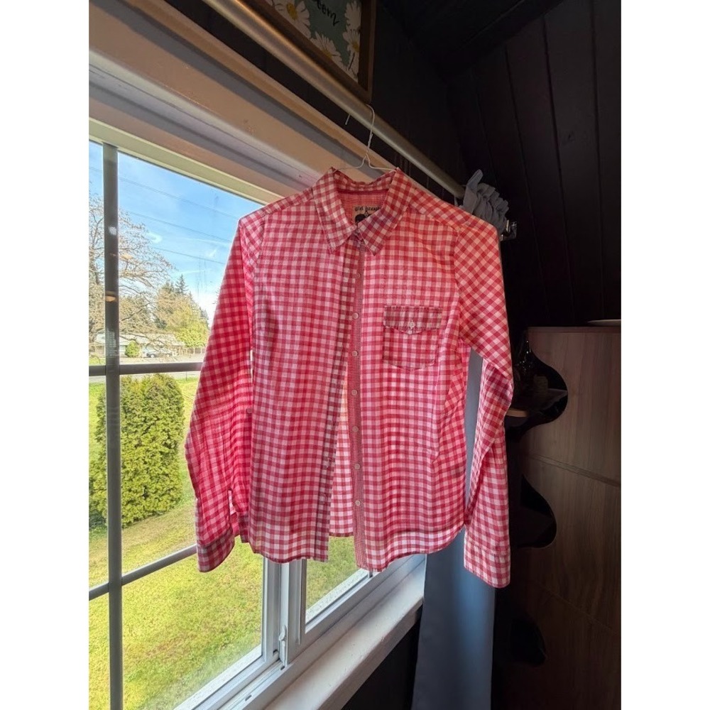 Women's Preppy Gingham Button up Perfect for Spring - Size Medium